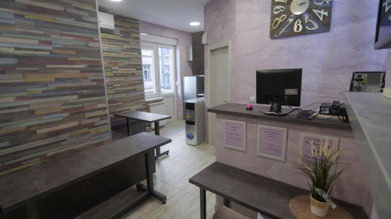 Stella Di Notte Vip Hostel Beograd Bagian luar foto