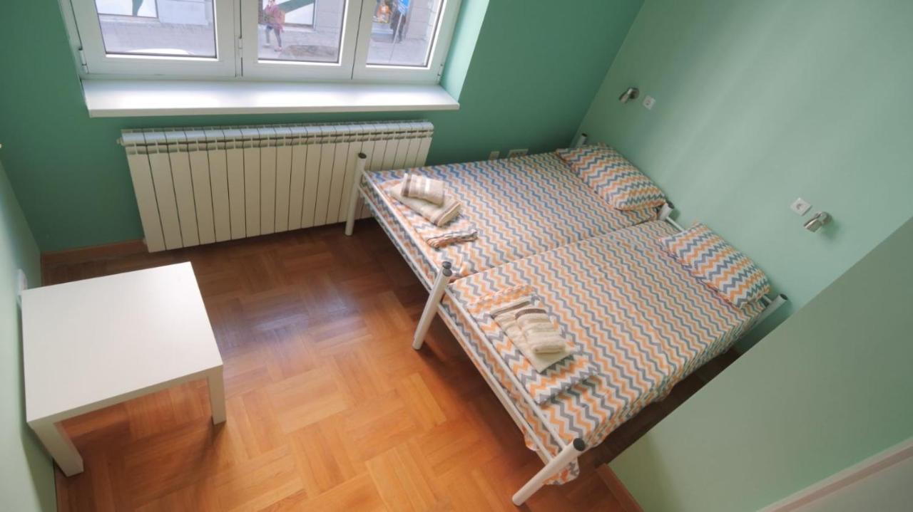 Stella Di Notte Vip Hostel Beograd Bagian luar foto