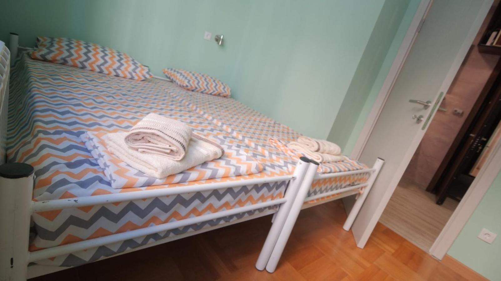 Stella Di Notte Vip Hostel Beograd Bagian luar foto